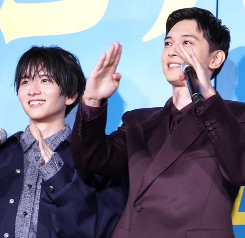 吉沢亮、『ババンババンバンバンパイア』完成披露試写会で板垣李光人への愛を告白!「溺愛していました」