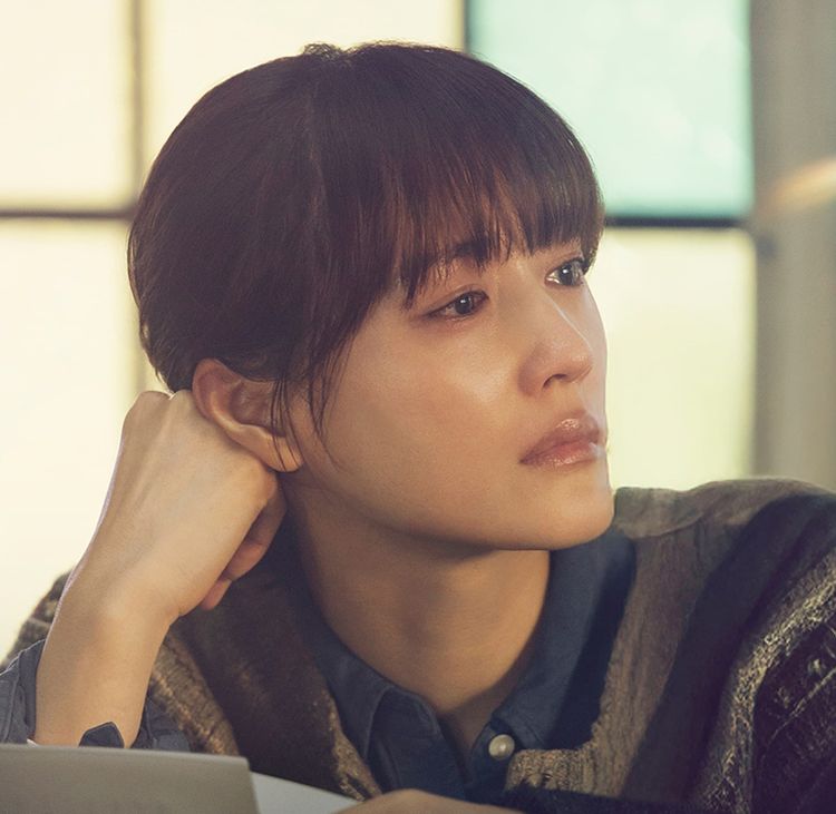 綾瀬はるか主演＆石井裕也監督で映画化決定！『人はなぜラブレターを書くのか』2026年4月公開