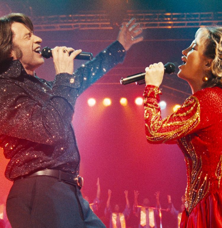 ヒュー・ジャックマン＆ケイト・ハドソン初共演！ある夫婦の感動の実話を映画化した『ソング・サング・ブルー』公開決定