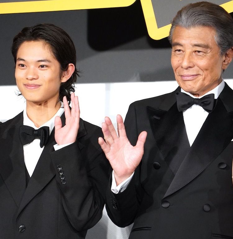 舘ひろし、黒川想矢の才能にベタ惚れ！映画『免許返納!?』プレミアイベント舞台挨拶で「ついていきます」と宣言