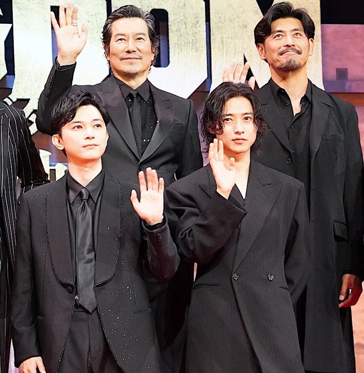 山崎賢人「最高の『キングダム』が完成しました！」シリーズ5作目ワールドプレミアに豪華キャストら17人集結