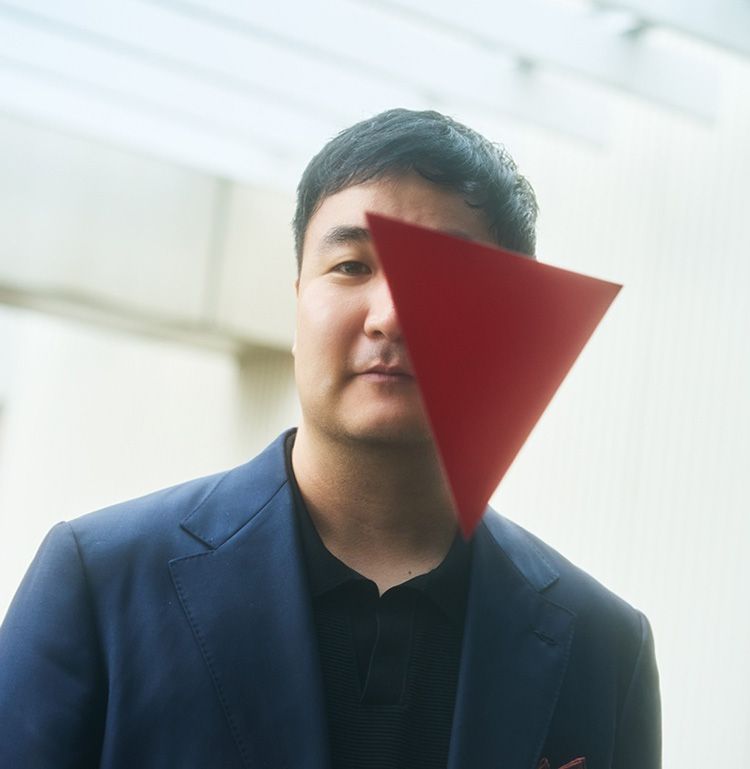 下津優太監督が長編第2作『NEW GROUP』で確立した作家性とハリウッドへの出発点「“中身”と“撮り方”の掛け算を、自分ならではのラインに」