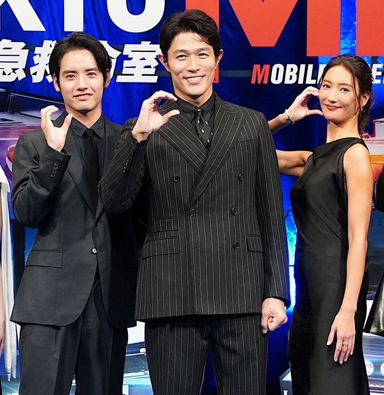 鈴木亮平「膝が震えています」劇場版第3弾『TOKYO MER』完成披露に4000人熱狂！応募は7万人超