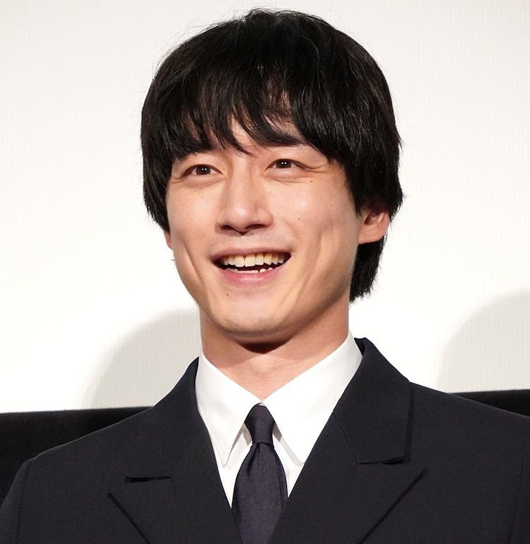 坂口健太郎「心の1本にしてください」『私はあなたを知らない、』中野量太監督と互いに惚れ込んだ舞台裏