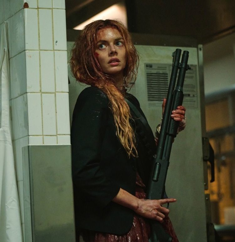 エージェント・スミスを叔父に持つ血まみれ絶叫クイーン！現役最強の“ジャンル映画美女”はサマラ・ウィーヴィングだ