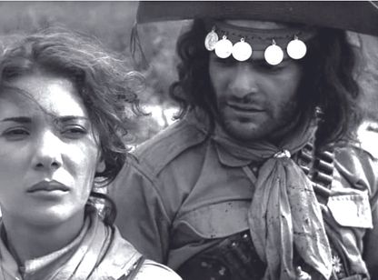 黒い神と白い悪魔 メイン画像