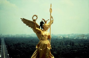 時の翼にのって ファラウェイ・ソー・クロース!