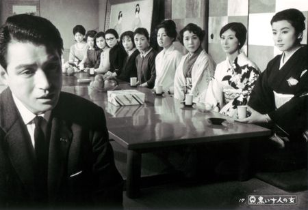 黒い十人の女 メイン画像