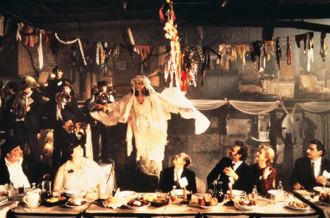 アンダーグラウンド メイン画像