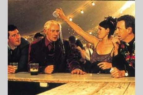 クローサー・ユー・ゲット メイン画像