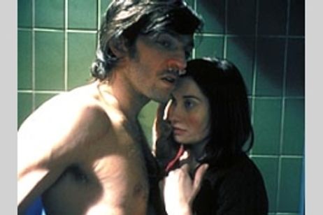 リード・マイ・リップス メイン画像