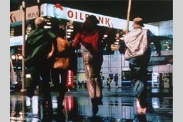 アタック・ザ・ガス・ステーション!