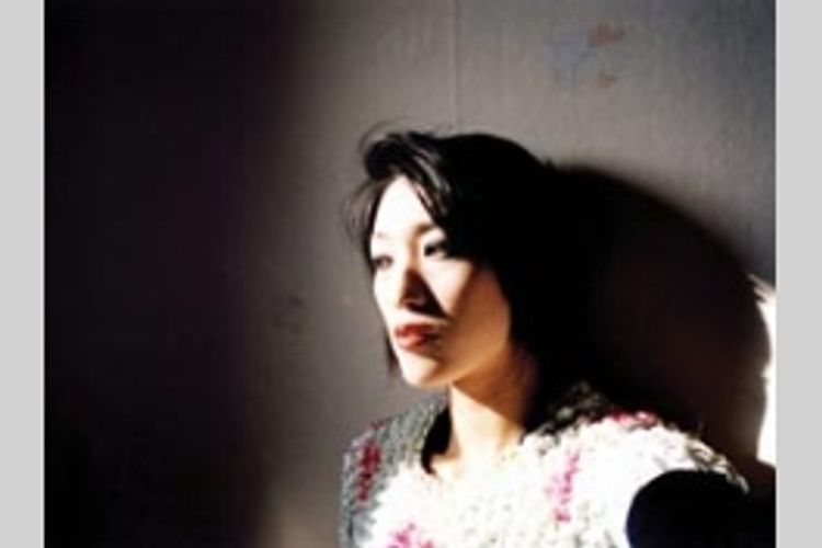John and Jane Doe　戯れる唇、交われない性 メイン画像