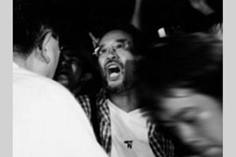 レフト・アローン1 メイン画像