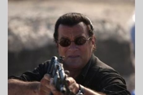 沈黙の傭兵 メイン画像