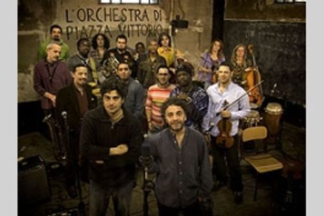 ヴィットリオ広場のオーケストラ メイン画像