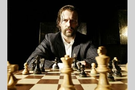 リボルバー(2005) メイン画像