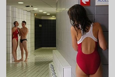 水の中のつぼみ メイン画像