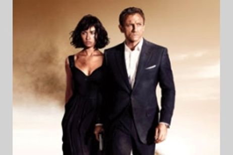 007 慰めの報酬 メイン画像