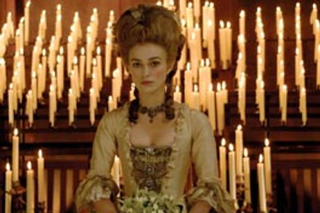 ある公爵夫人の生涯 メイン画像