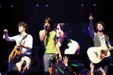 ジョナス・ブラザーズ　ザ・コンサート 3D メイン画像