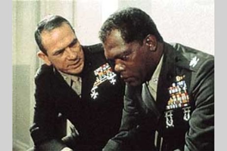 英雄の条件 メイン画像