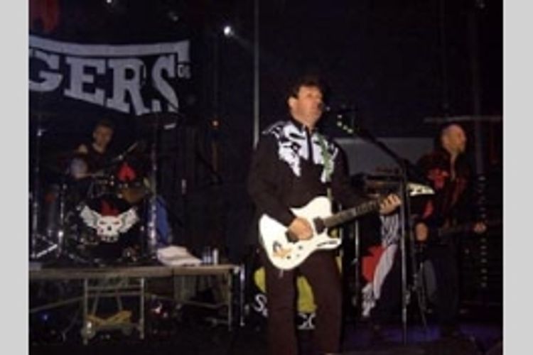 STIFF LITTLE FINGERS...STILL BURNING メイン画像