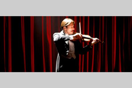 チキンとプラム あるバイオリン弾き、最後の夢 メイン画像