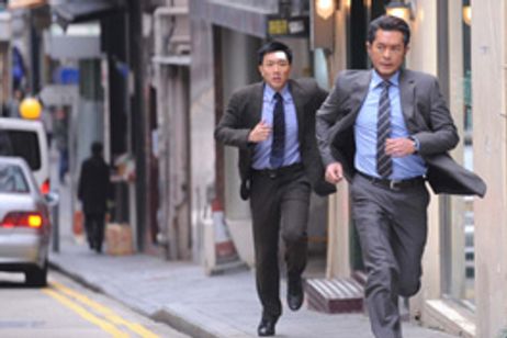 盗聴犯 狙われたブローカー メイン画像