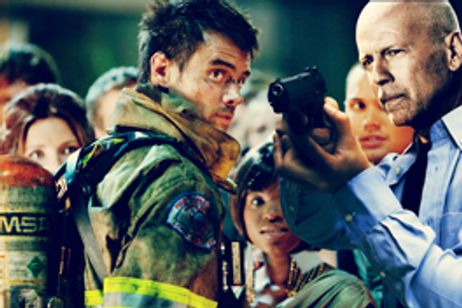 ファイヤー・ウィズ・ファイヤー 炎の誓い メイン画像