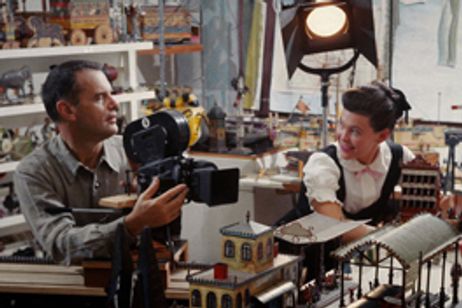 ふたりのイームズ 建築家チャールズと画家レイ メイン画像