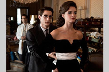 イヴ・サンローラン メイン画像