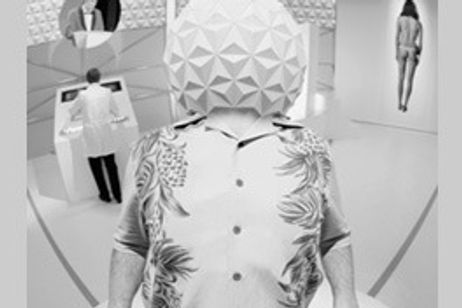 エスケイプ・フロム・トゥモロー メイン画像