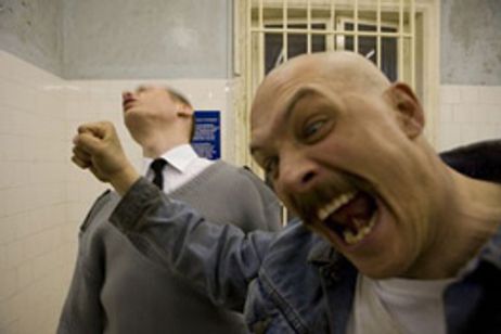 ブロンソン メイン画像