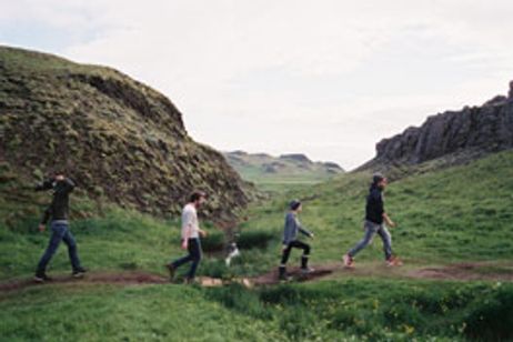 TOMORROW パーマネントライフを探して メイン画像