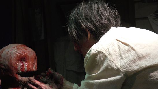 血を吸う粘土 メイン画像