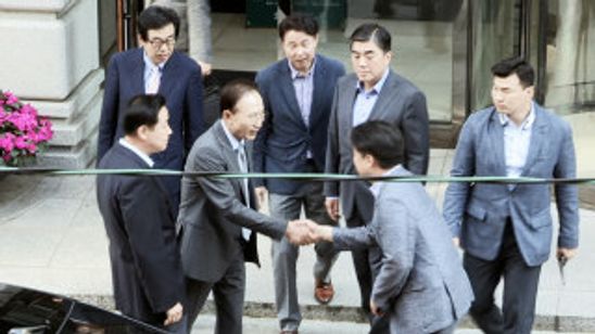 共犯者たち メイン画像