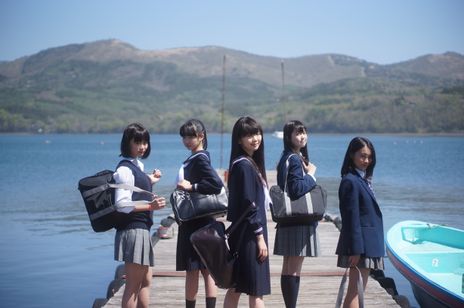 私たちは、 メイン画像