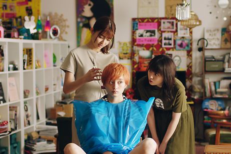 転がるビー玉 メイン画像