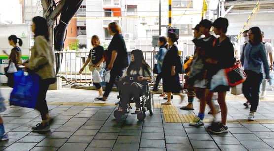 ラプソディ オブ colors メイン画像