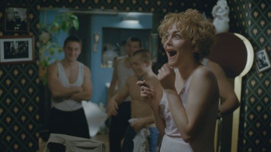 DAU. 退行 メイン画像