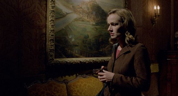 シークレット・ディフェンス メイン画像