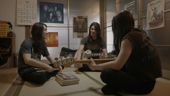 鋼音色の空の彼方へ メイン画像