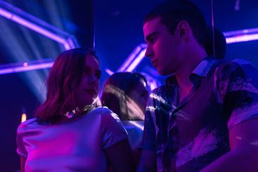 スルー・マイ・ウィンドウ