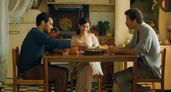 青いカフタンの仕立て屋 メイン画像