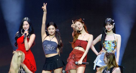 aespa: WORLD TOUR in cinemas メイン画像