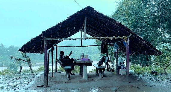 夜明けへの道 メイン画像