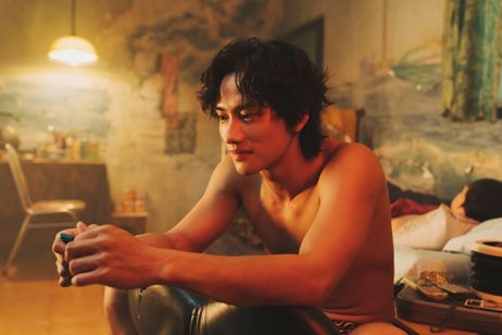 鯨が消えた入り江 メイン画像