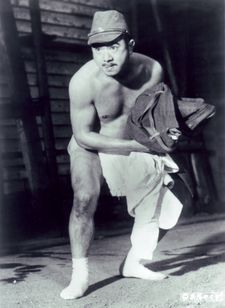 兵隊やくざ 画像5