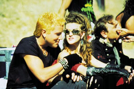 悪魔の毒々サーファー 画像2